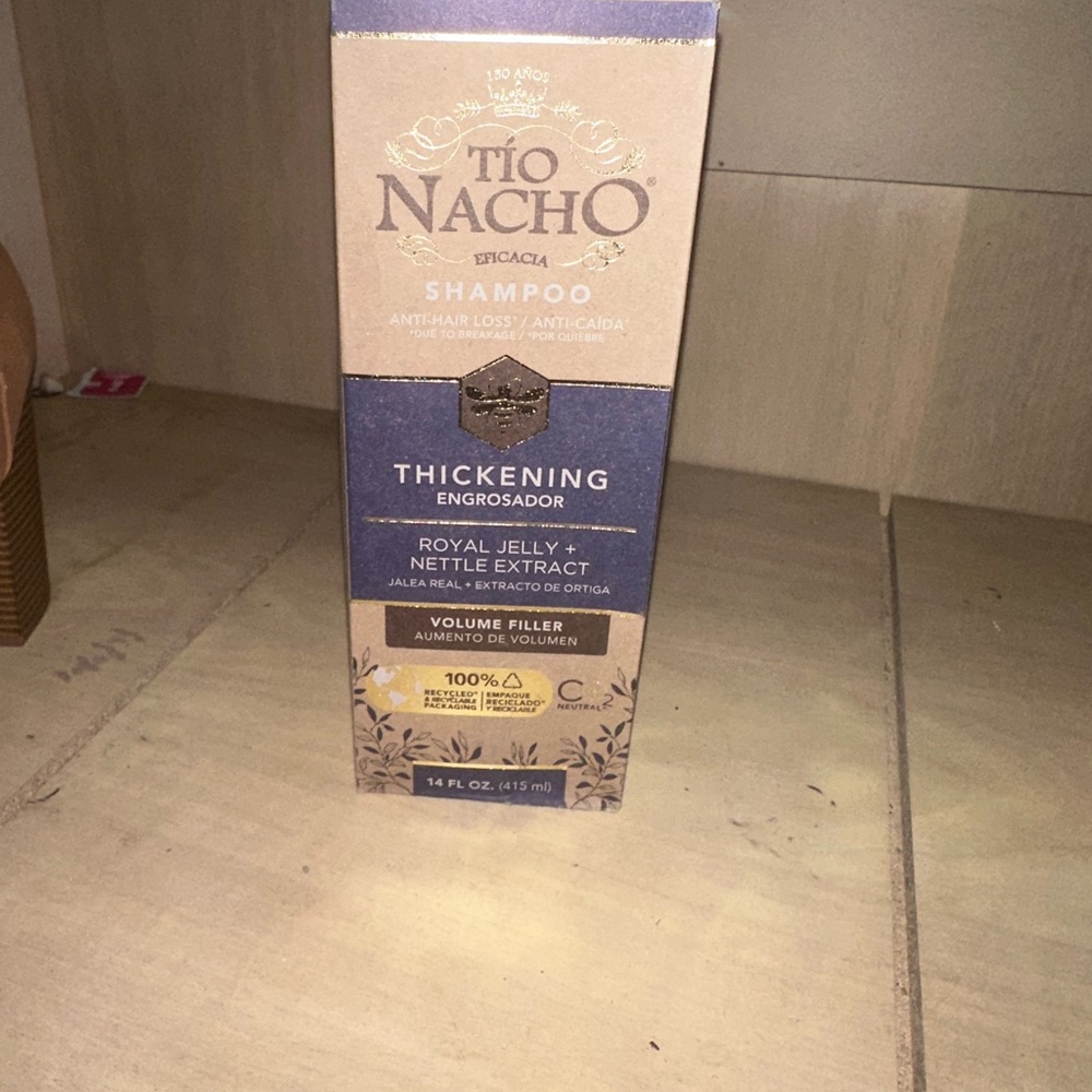 Thickening Shampoo - Royal Jelly & Nettle Extract (Beige & Navy) - Picture 2 of 2